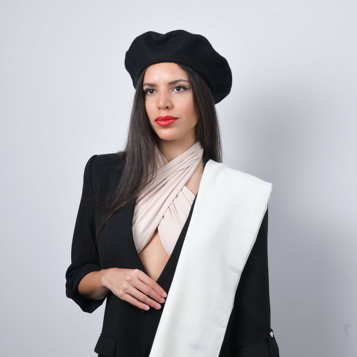 Foulard & Sciarpe: Weisser Schal – Nuovo e nell'imballaggio originale da Dietikon venduto da Mykoko_ 2