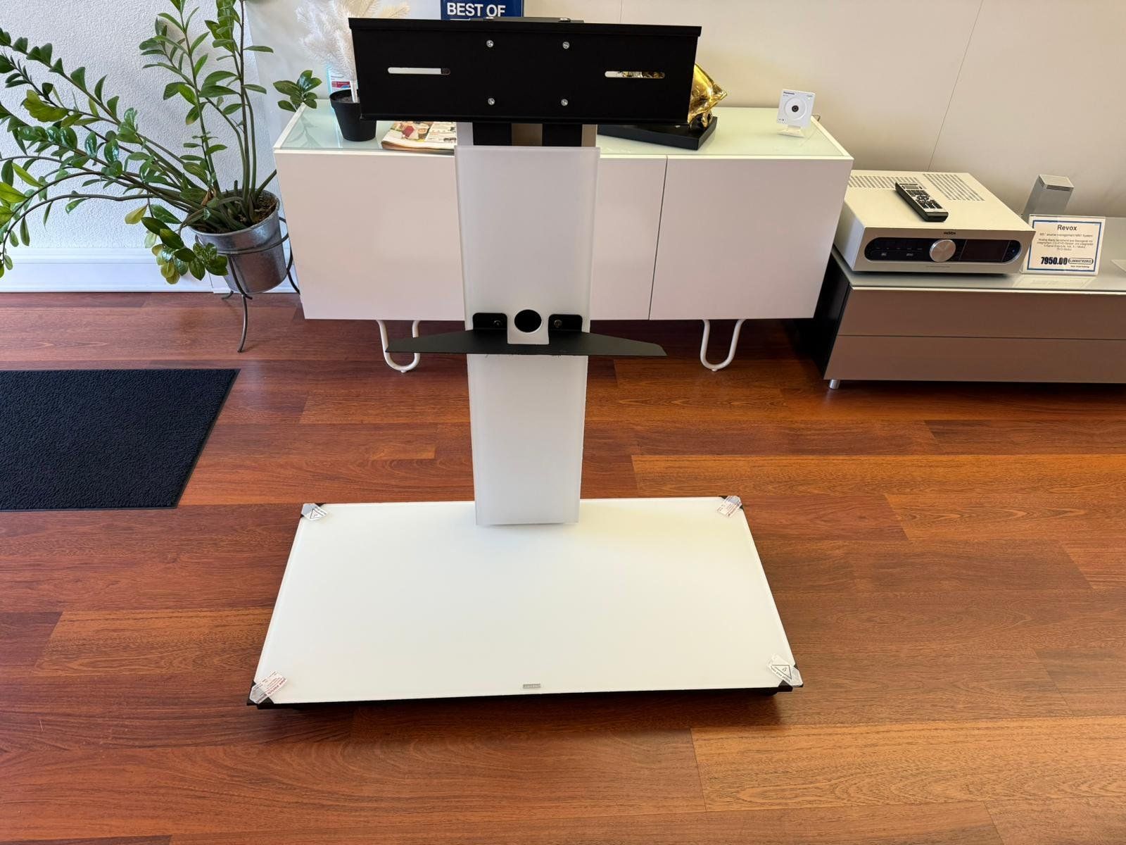 Spectral Mobili TV: Spectral TV Möbel mit Soundbar Halterung – Nuovo (secondo la descrizione) da Oberengstringen venduto da Limmat8102