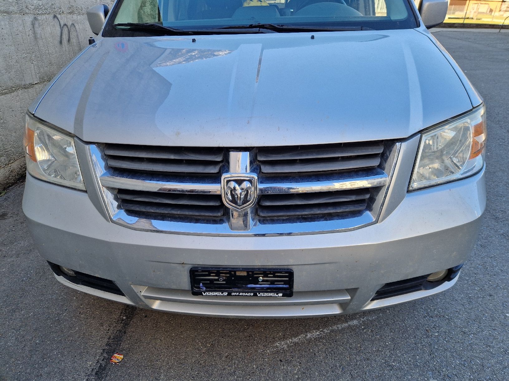 Dodge Automobili: Dodge Grand Caravan SXT 4.0 – Usato da Naters venduto da czt_z8kn 2