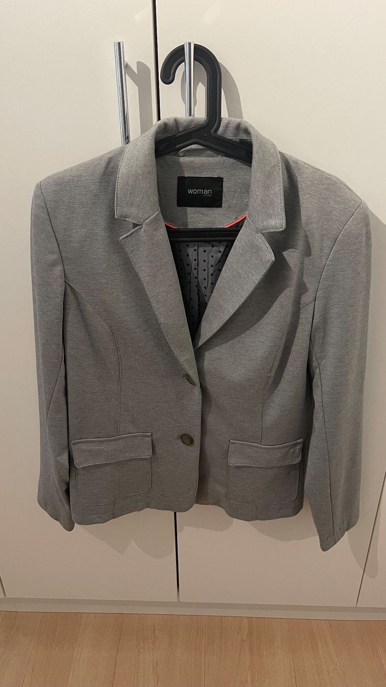 Giacche: Blazer grau Gr. 40 – Nuovo (secondo la descrizione) da Wetzikon ZH venduto da Schrungus
