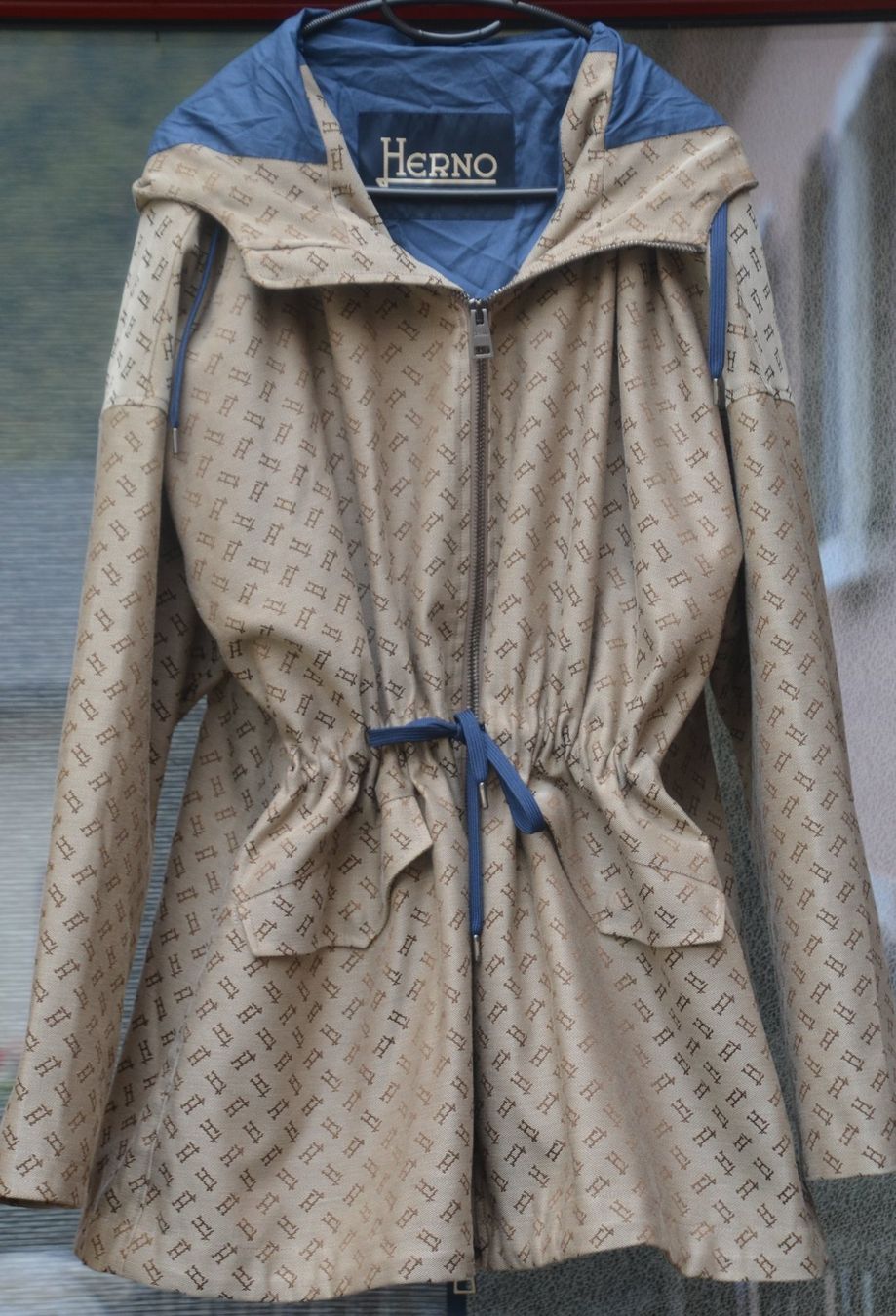 Herno Giacche: HERNO Wasserdichte Jacke / veste imperméable Oversize – Usato da Collonges venduto da arashee