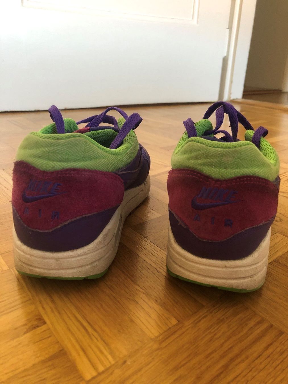 Nike Chaussures femmes: Nike Turnschuhe – D'occasion à Wettswil par lalinda85 2