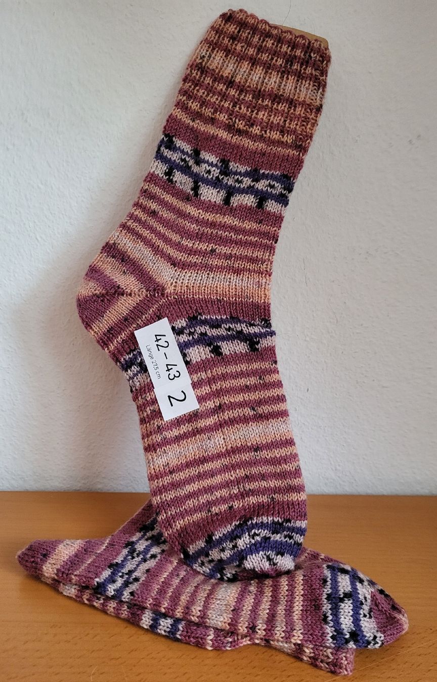 Calze: Socken 42-43 handgestrickt Nr.2 – Nuovo e nell'imballaggio originale da Winterthur venduto da Baer49