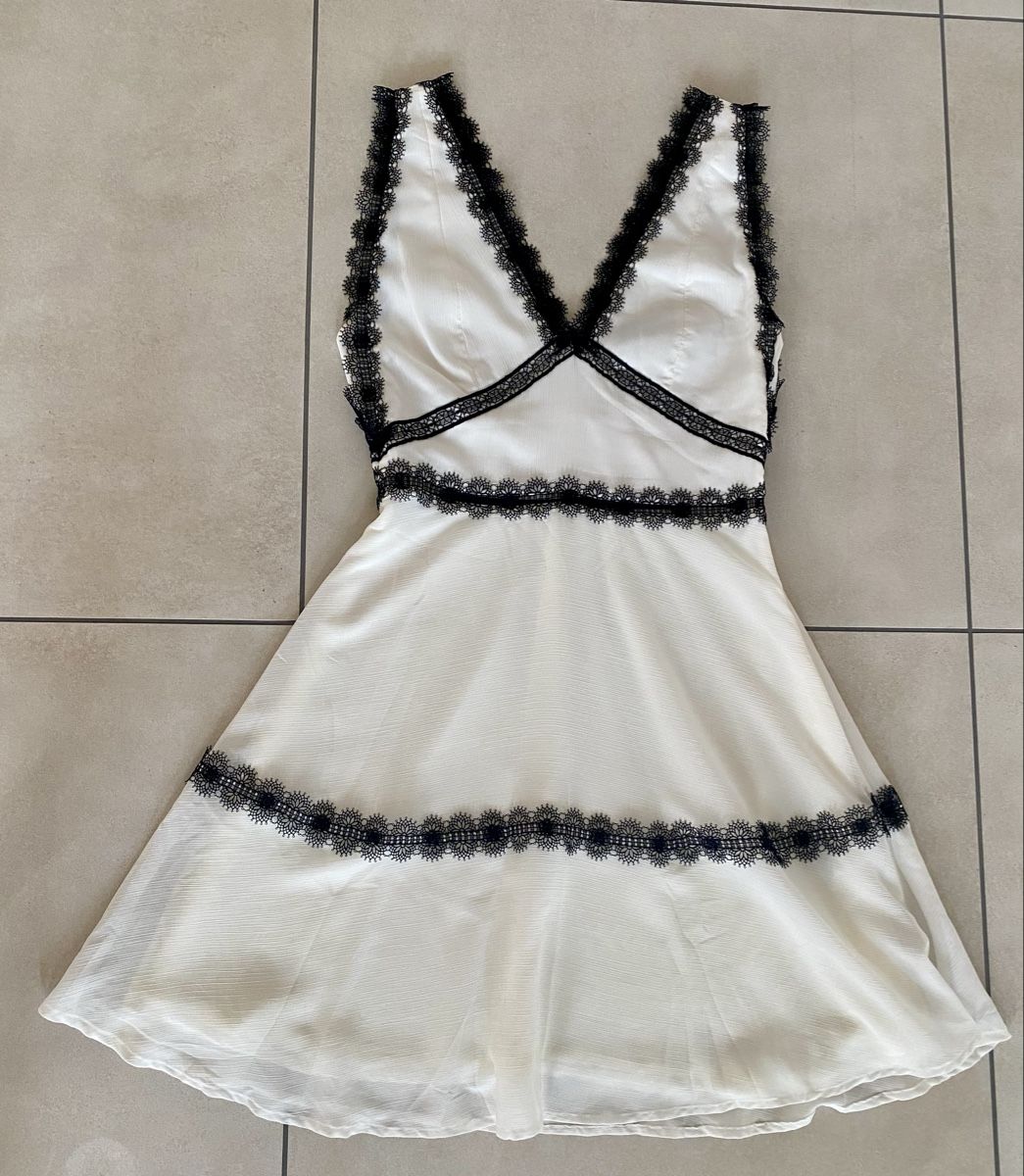 Kooples Robes: KLEID THE KOOPLES – D'occasion à Eglisau par Lara0