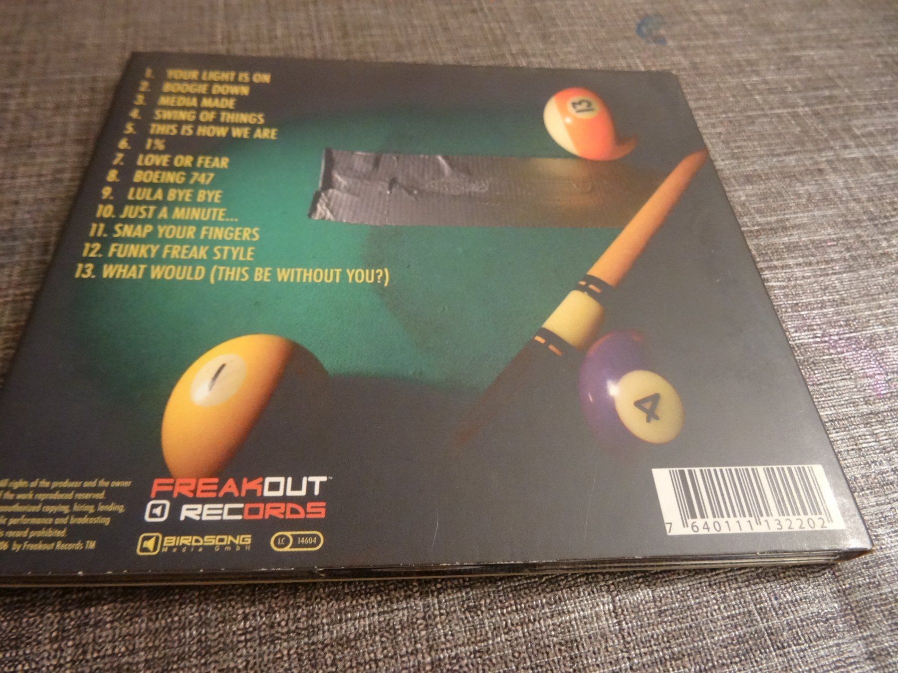 CD: Frequency - 1%  FreakOut Records CD – Usato da Olten venduto da Disc-Ausverkauf 1