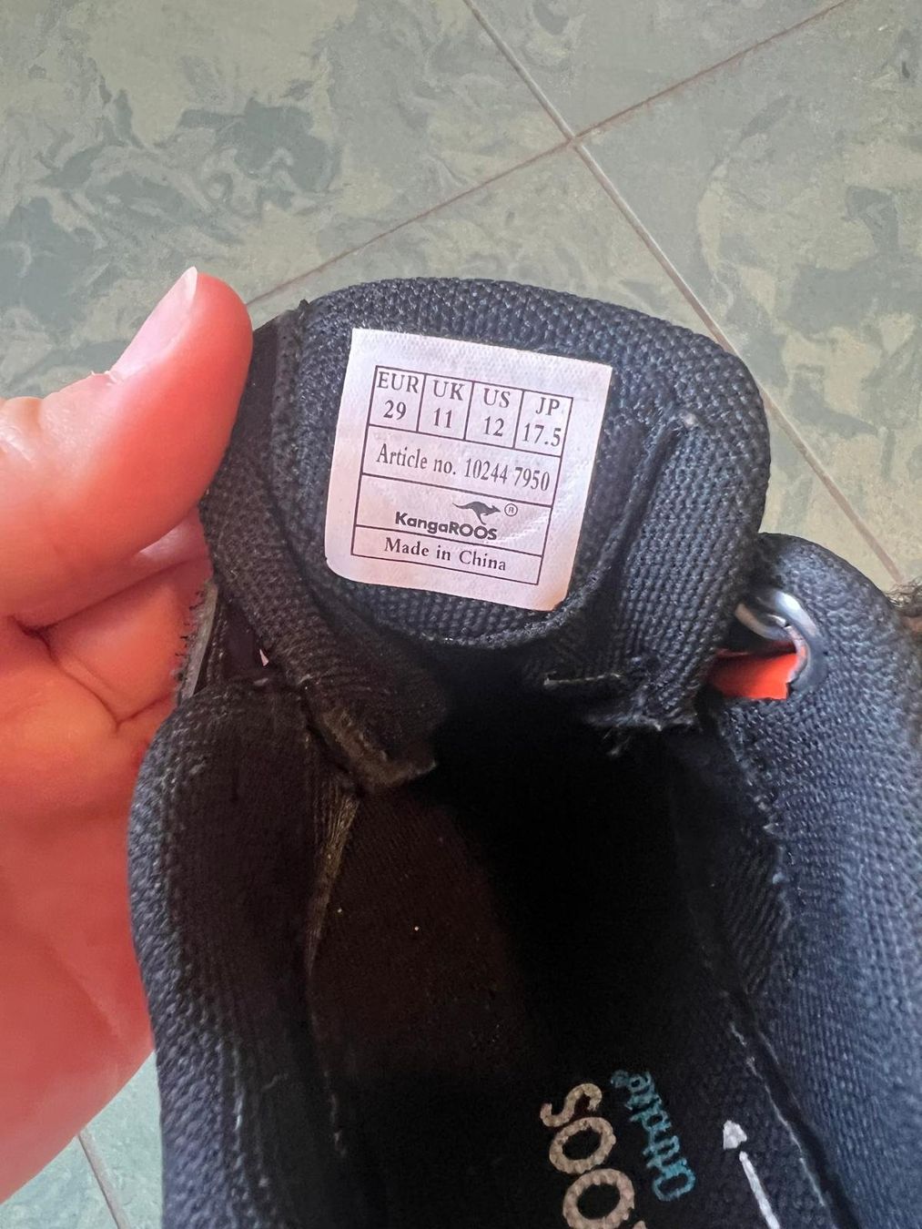 Herrenschuhe: KangaROOS Hallenschuhe – Gebraucht aus Veltheim AG von Nadine_VS 1