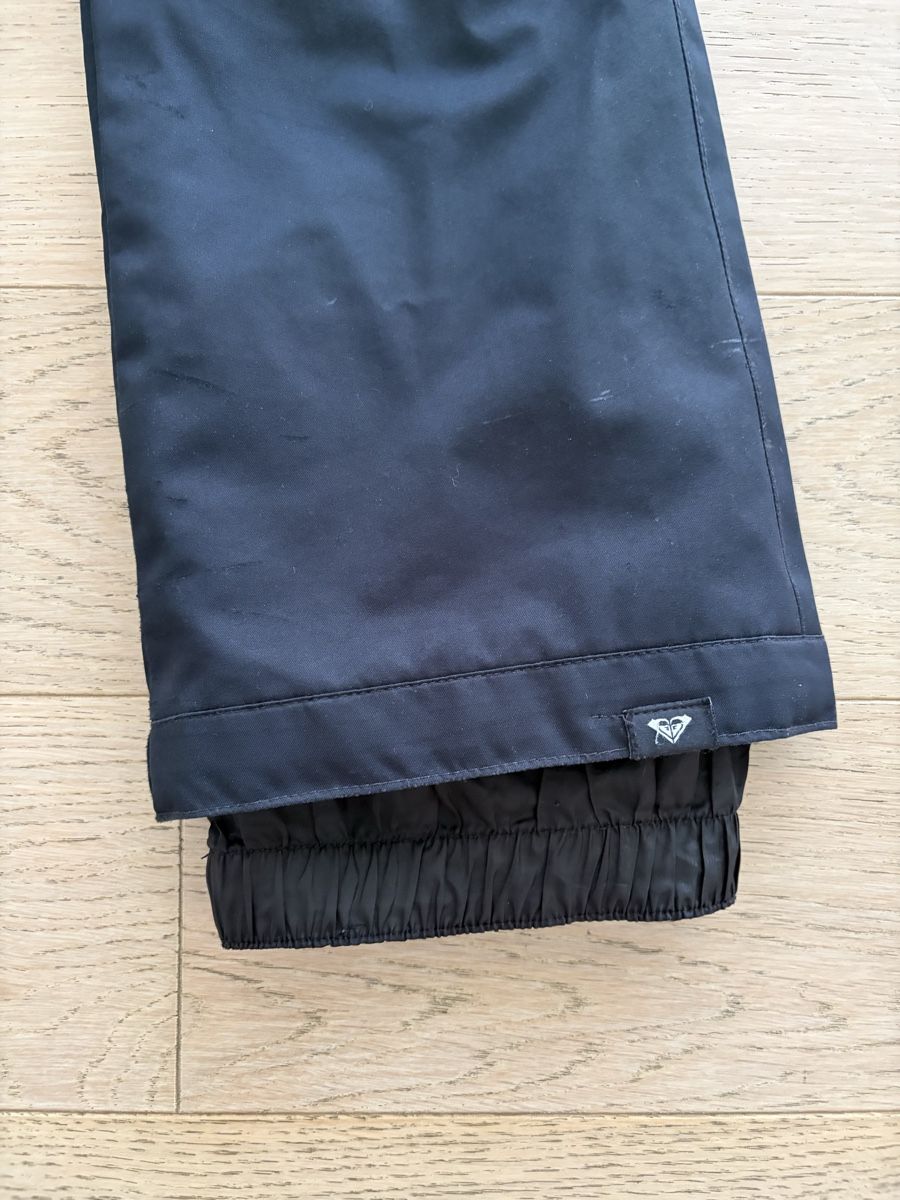 Roxy Pantaloni: Roxy Kinder Skihose schwarz Gr 128 – Usato da Mies venduto da jul_f7rh 2