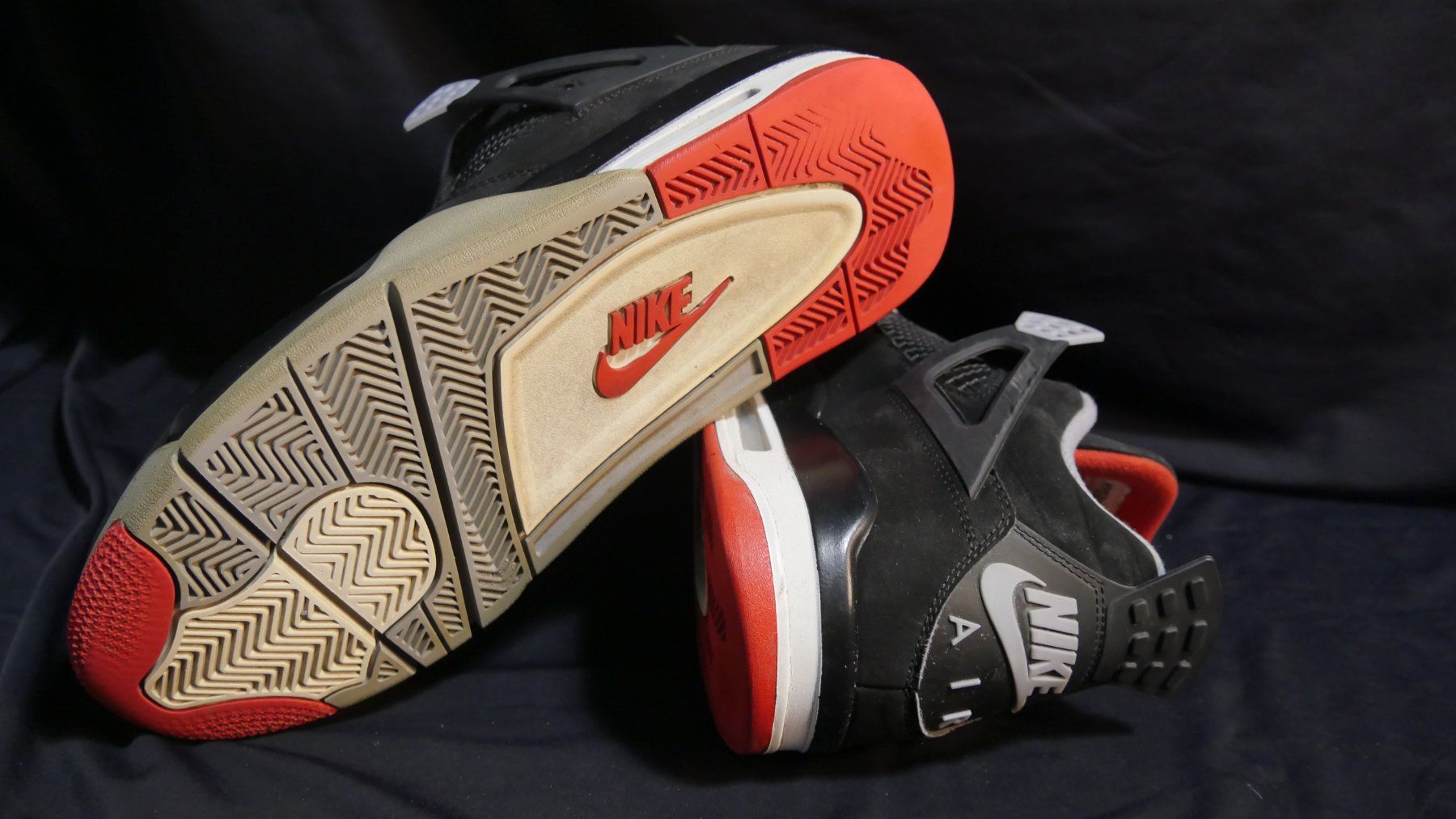 Herrenschuhe: Air Jordan 4 Turnschuhe Grösse 45 – Gebraucht aus Buchs SG von die_zc5l 3