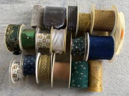 18 GESCHENKBAND-DEKOBAND NEU DIVERSE FARBEN