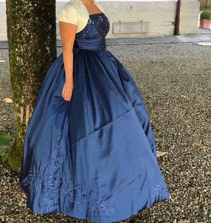 Wunderschönes, blaues Ballkleid ca Grösse 38