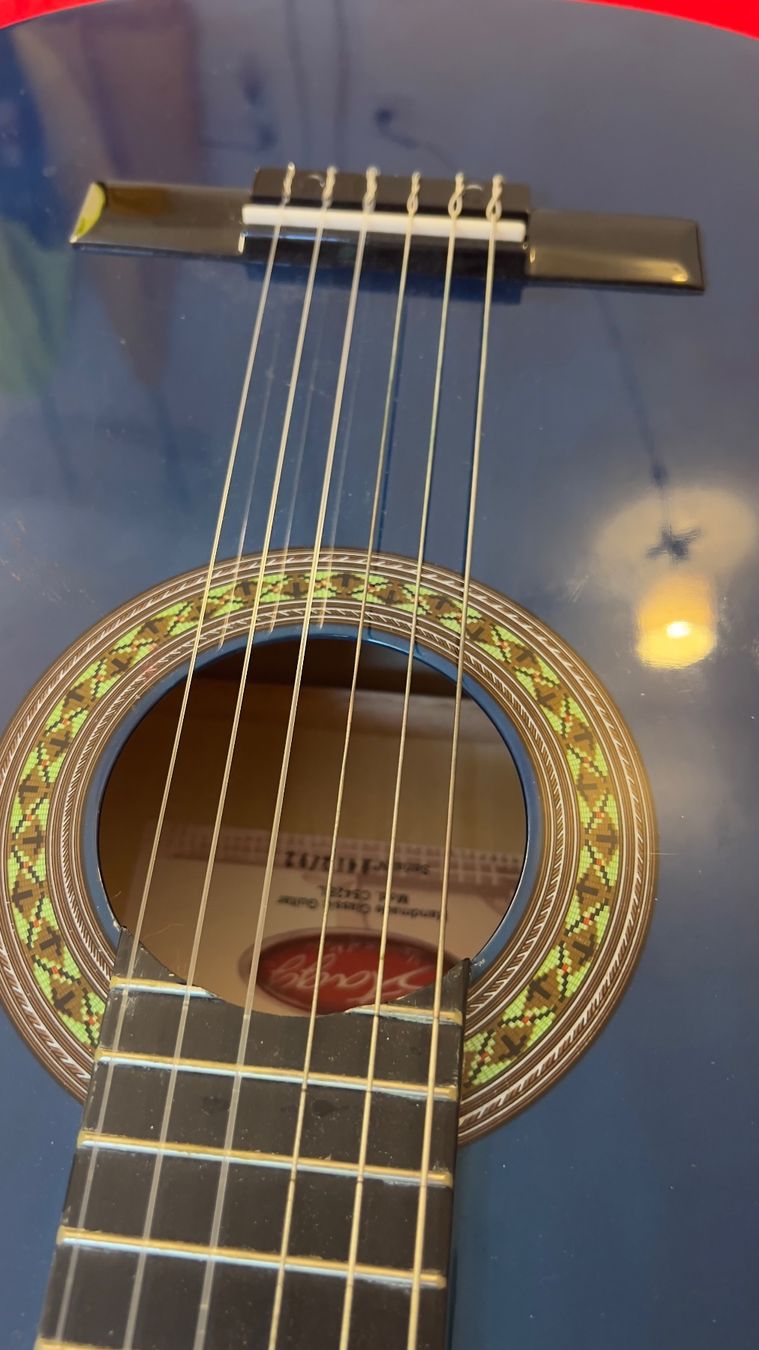 Strumenti musicali: Gitarre blau guter Zustand – Usato da Aathal-Seegräben venduto da ray_x7lz 7
