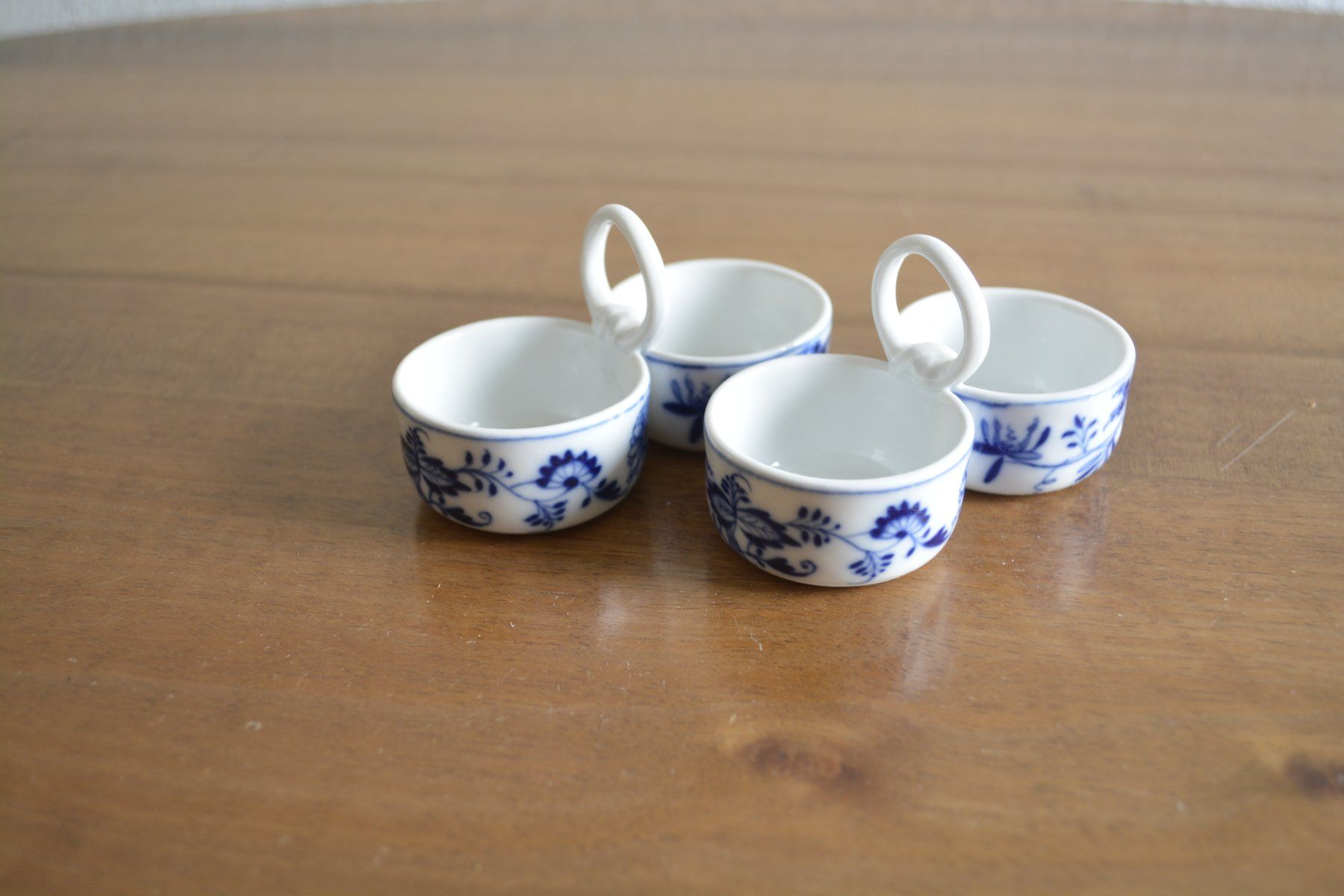 Meissen Porzellan Henkelschalen 2-teilig (Gebraucht) in Brunnen für CHF 130 – mit Lieferung auf Ricardo kaufen