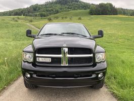 Dodge Ram 1500 Quad Cab 4x4, Jg 2003, frisch ab MFK! Top!