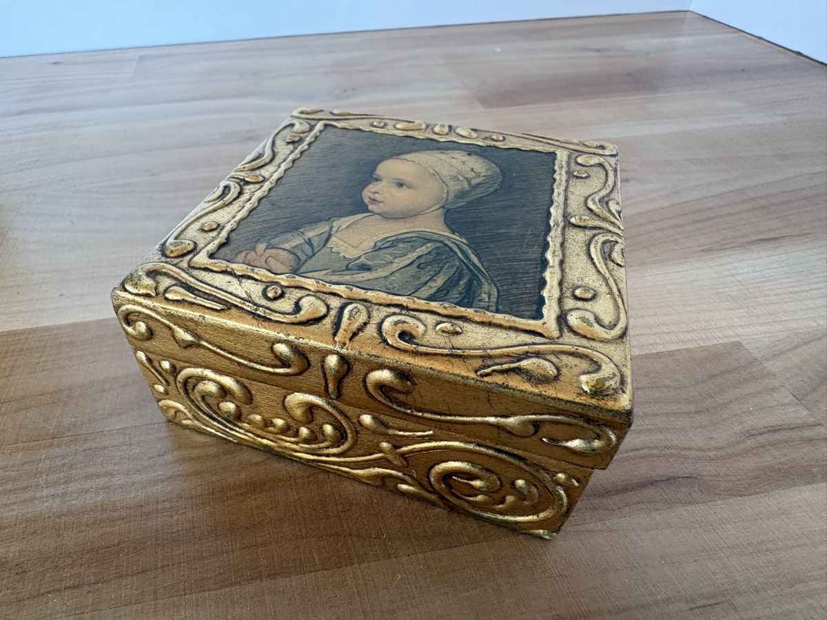 Portagioie: Holz Box Dose mit Bild von Kind – Usato da Rümlang venduto da SchumBru10