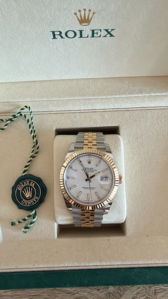 Rolex Montres: Rolex Datejust 41 126333 – Neuf (Voir description) à Wallisellen par pei_8lr8 1