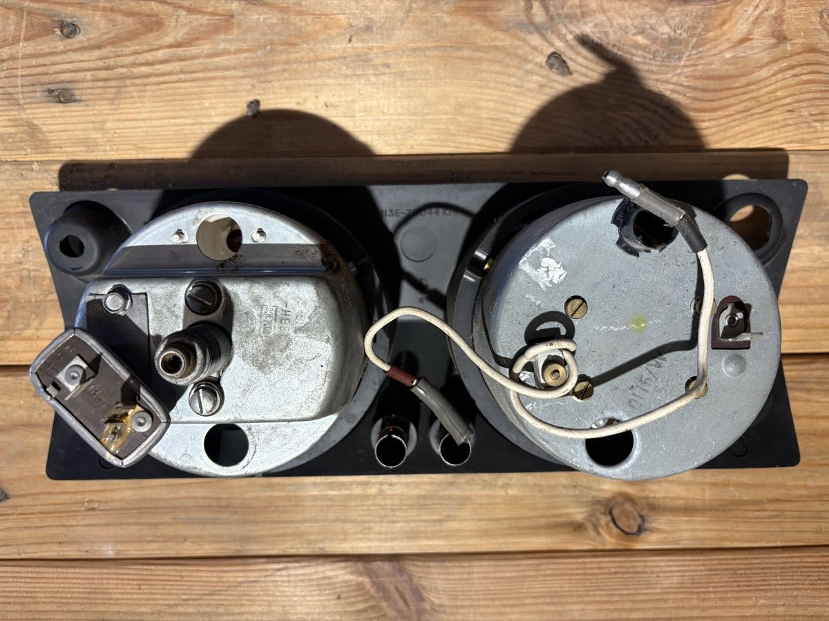 Ford Tutti pezzi di ricambio auto: Combiné Ford Cortina MK1 GT  – Usato da Montmollin venduto da Adr_gret12 1