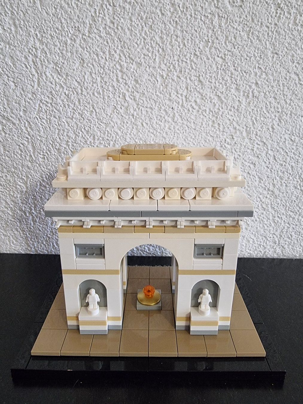 Lego Kit di costruzioni: LEGO Architecture 21036 - Arc de Triomphe - Complet – Usato da Charmey (Gruyère) venduto da winner-winner 4