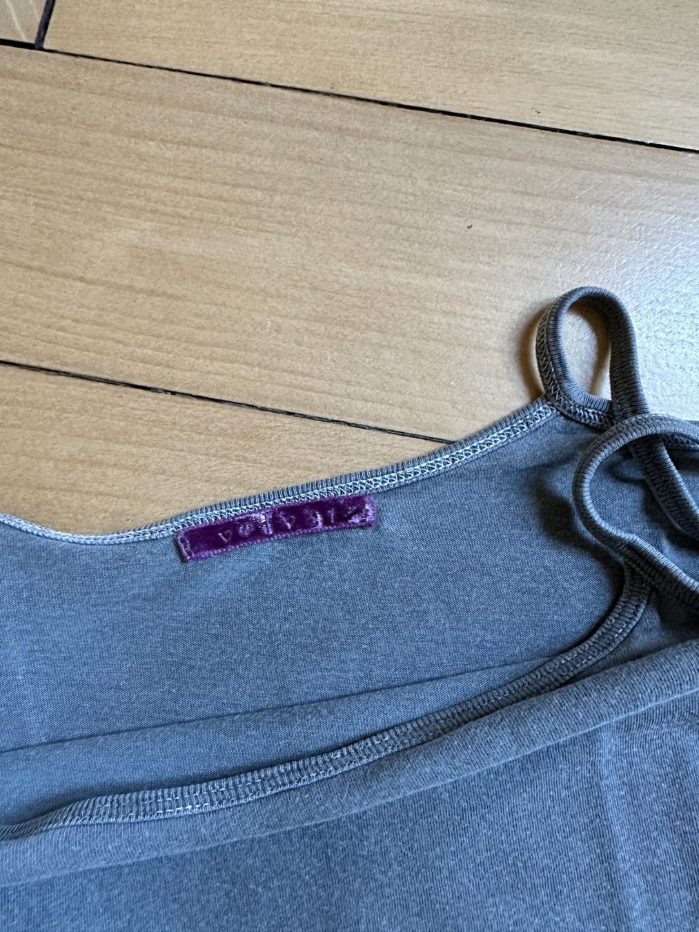 Top: VELVET - Longtop Kleidchen grau XS – Usato da Zürich venduto da Diazaio 3
