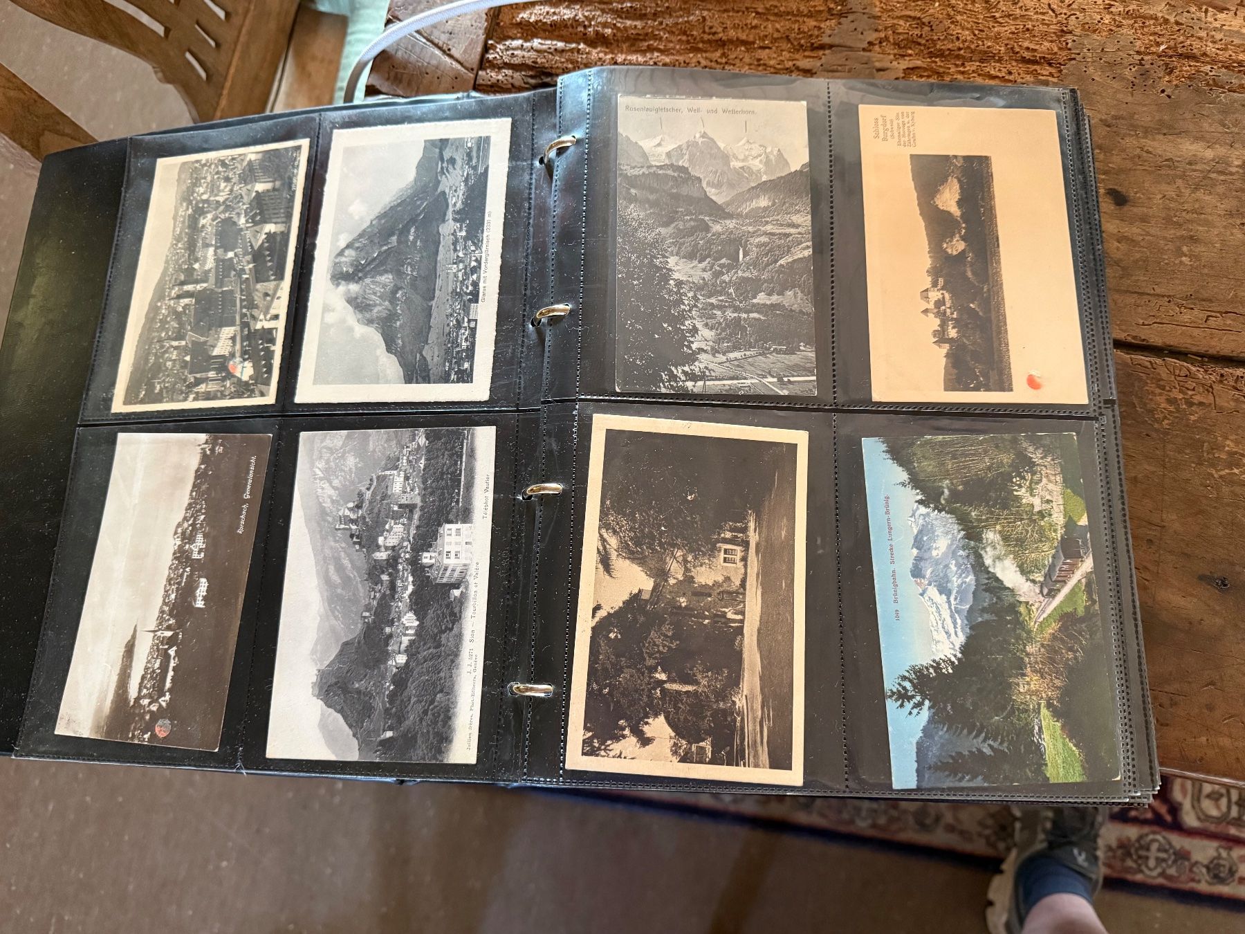Ansichtskarten: Ansichtskarten Album mit ca. 160 Karten Postkarten – Gebraucht aus Bern von Jwpm66