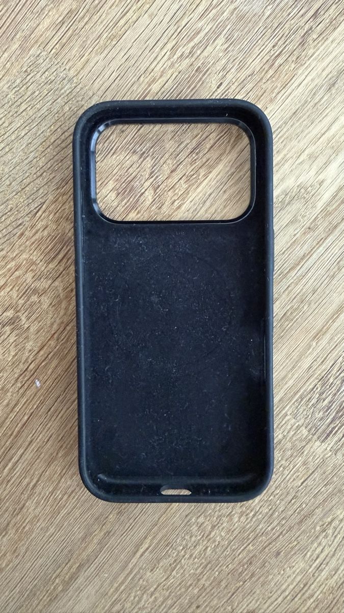 Coques & Protection écran: iPhone 17 pro Silikon Handyhülle – D'occasion à Zürich par zc_as 2