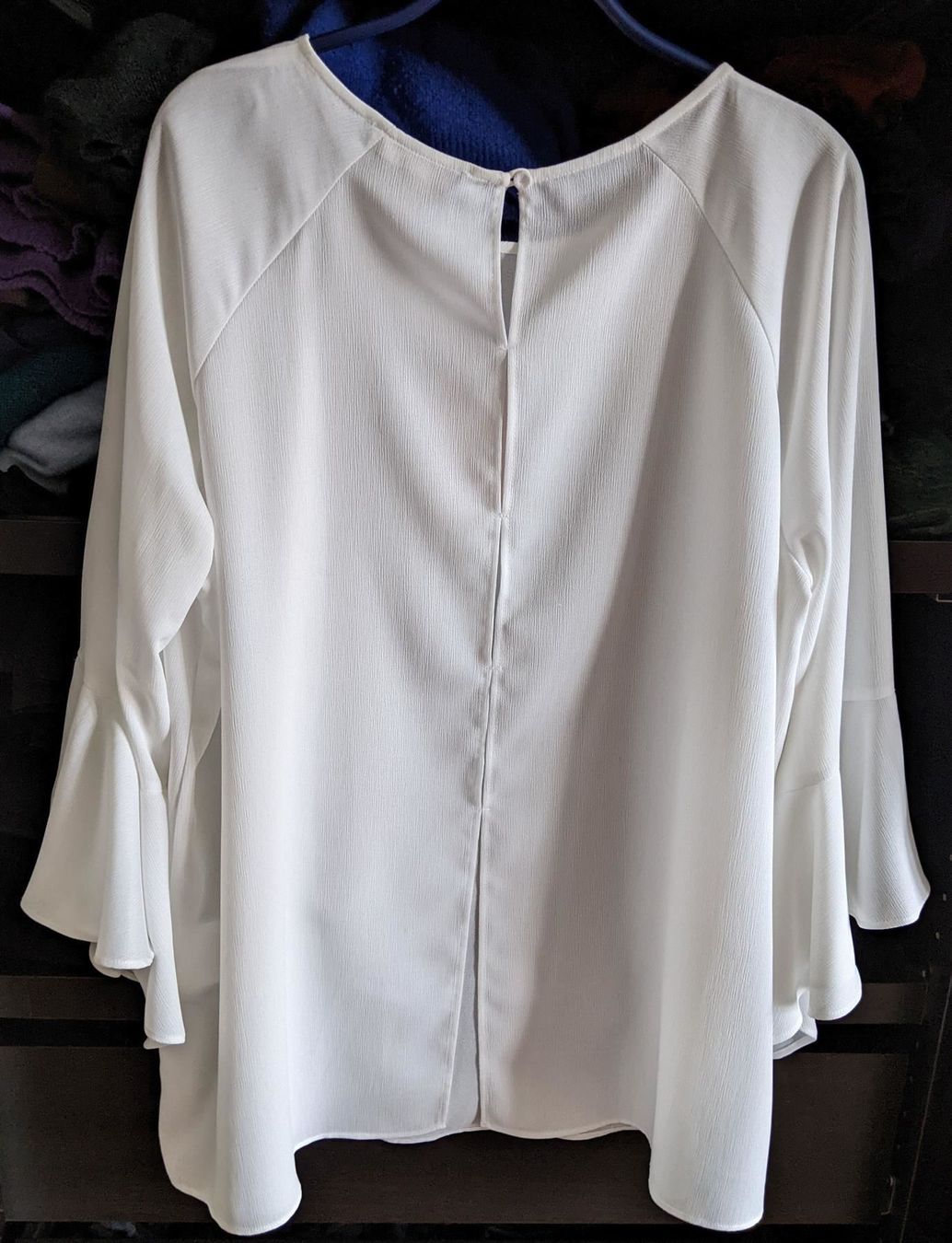 Trussardi Blusen: TRUSSARDI : Elégante blouse crème 44-46 – Neu und originalverpackt aus Petit-Lancy von lilycerise 2