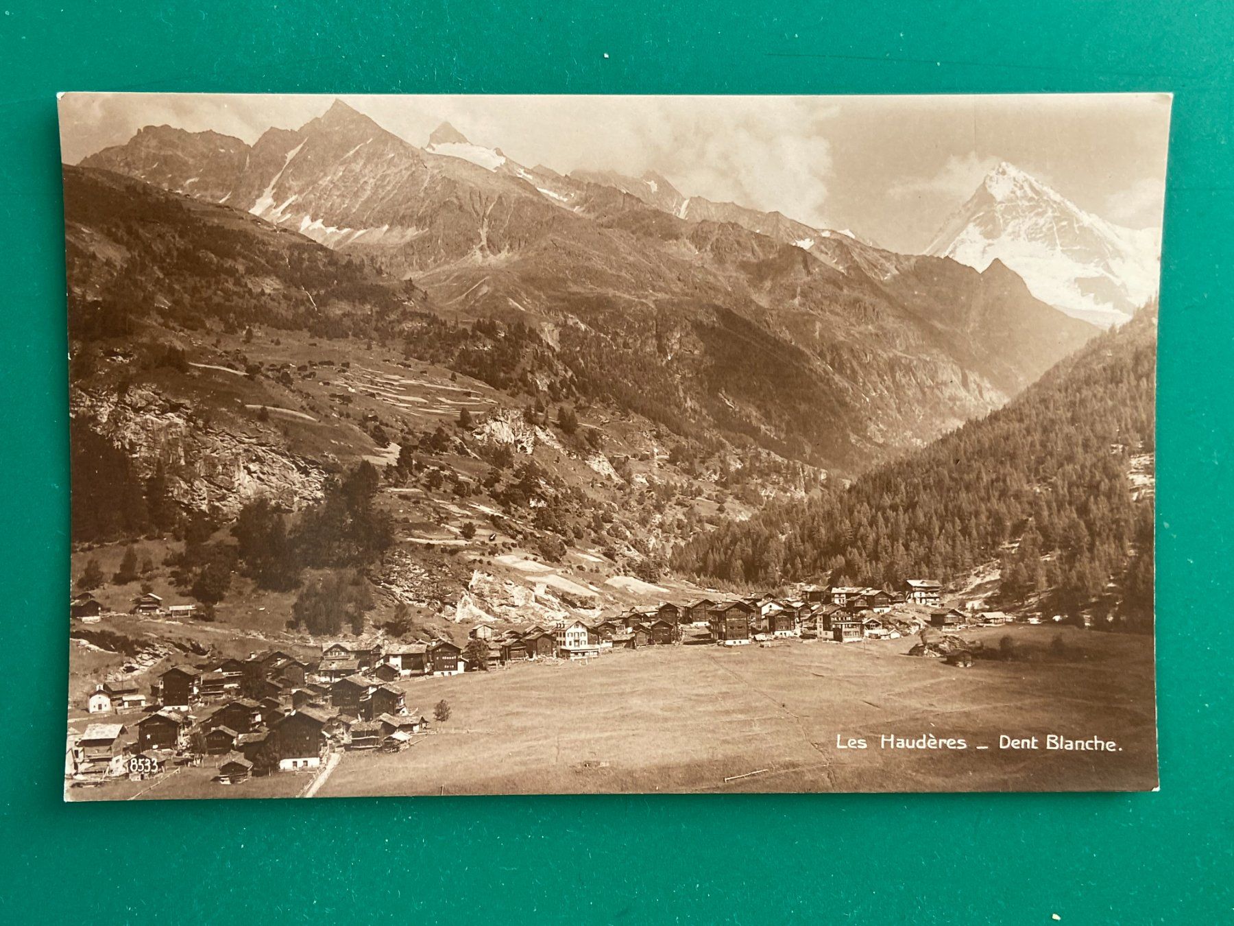 Cartoline postali: Les Haudères - Dent Blanche – Usato da Steg VS venduto da danwer74
