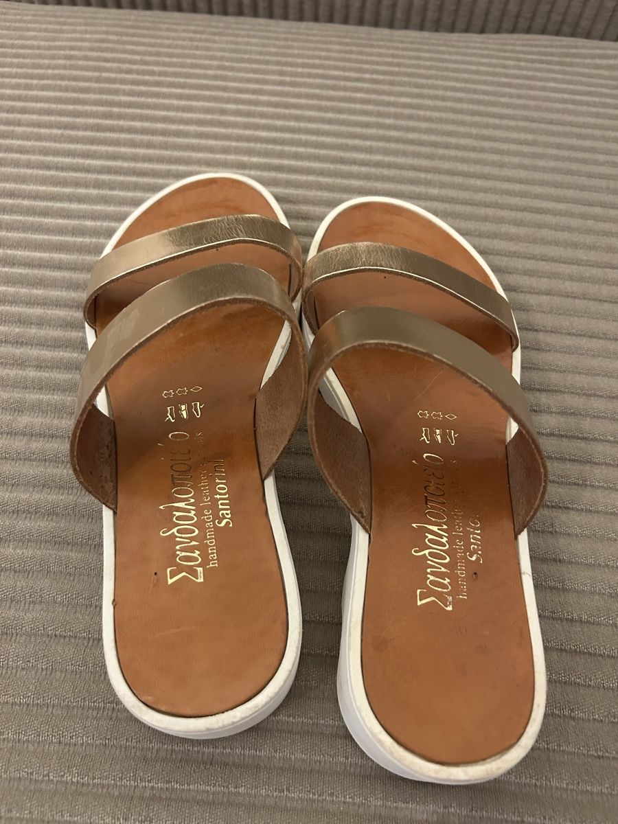 Scarpe da donna: Sandalen goldfarben Leder – Usato da Luzern venduto da Manuel121 2