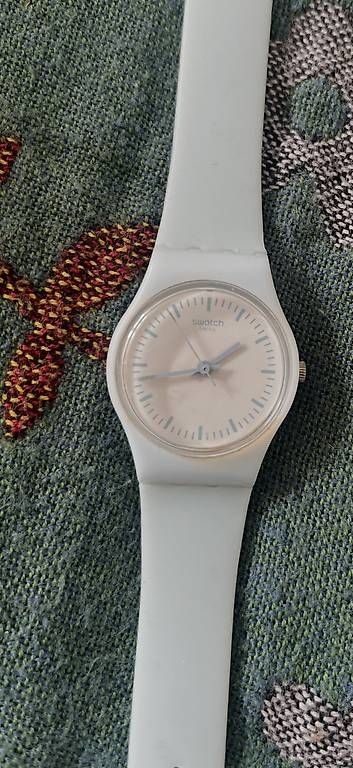 Orologi: Montres Swatch – Usato da Lonay venduto da Angelafidji13 2