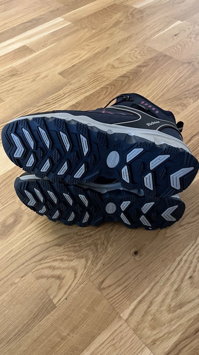 Scarpe da donna: Damen Wanderschuhe – Nuovo (secondo la descrizione) da Zürich venduto da Dita06 3