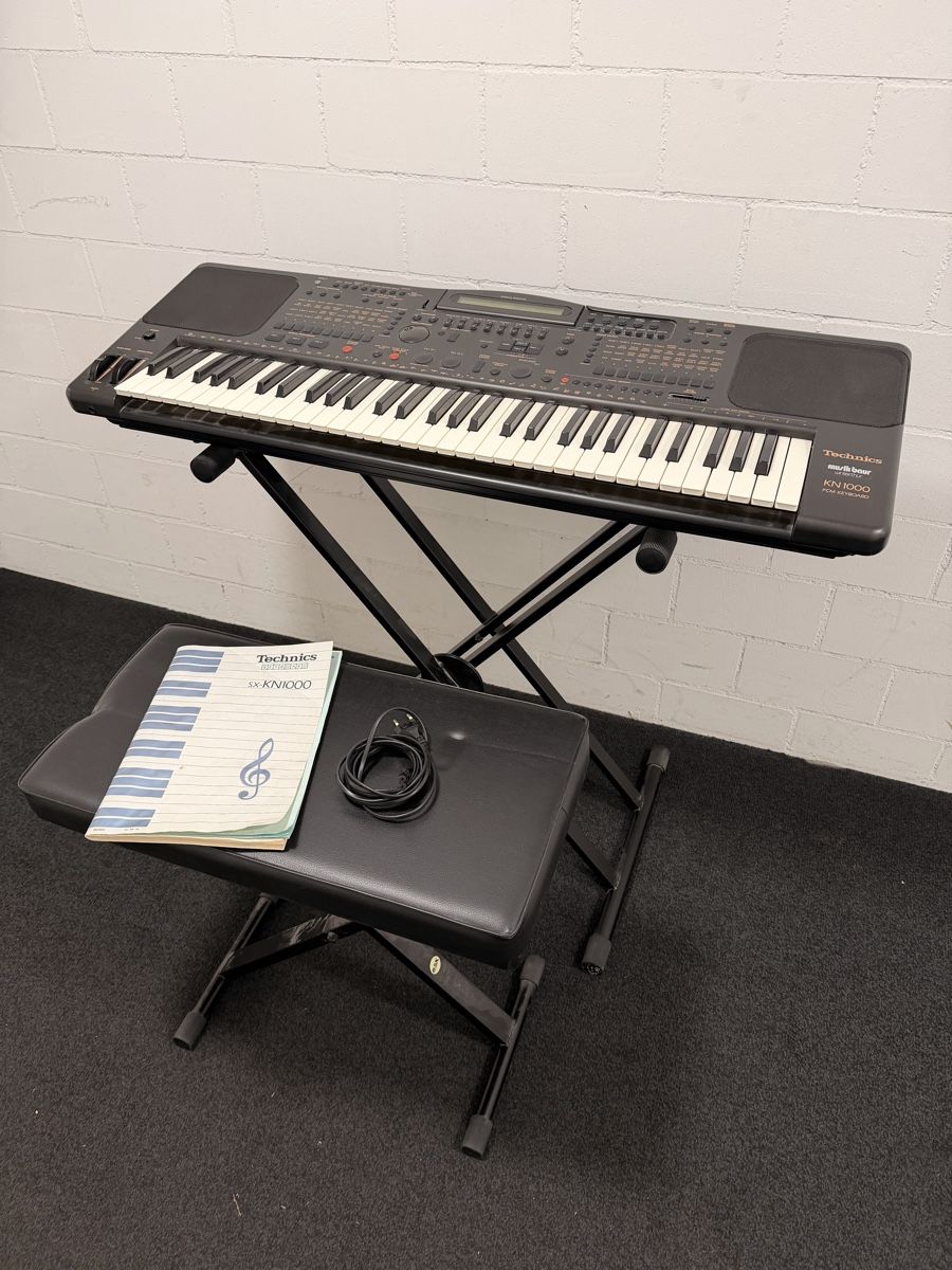 Technics Strumenti musicali: Technics KN1000 Keyboard, Musikinstrument – Usato da Zürich venduto da Gadgets2020