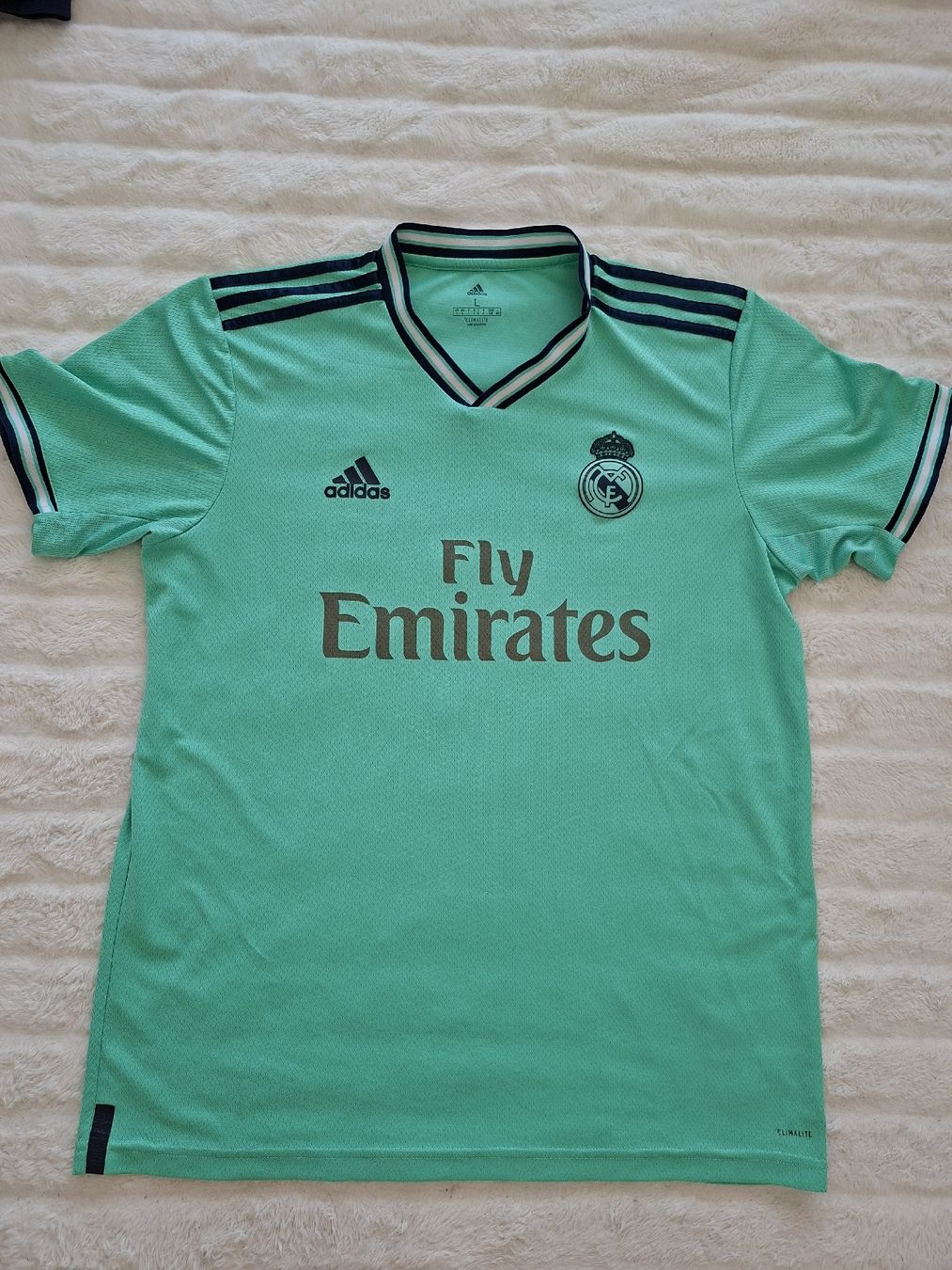 Adidas Canottiere & Pantaloni: Maillot officiel Adidas Real Madrid – Usato da Renens VD venduto da ser_j2fn