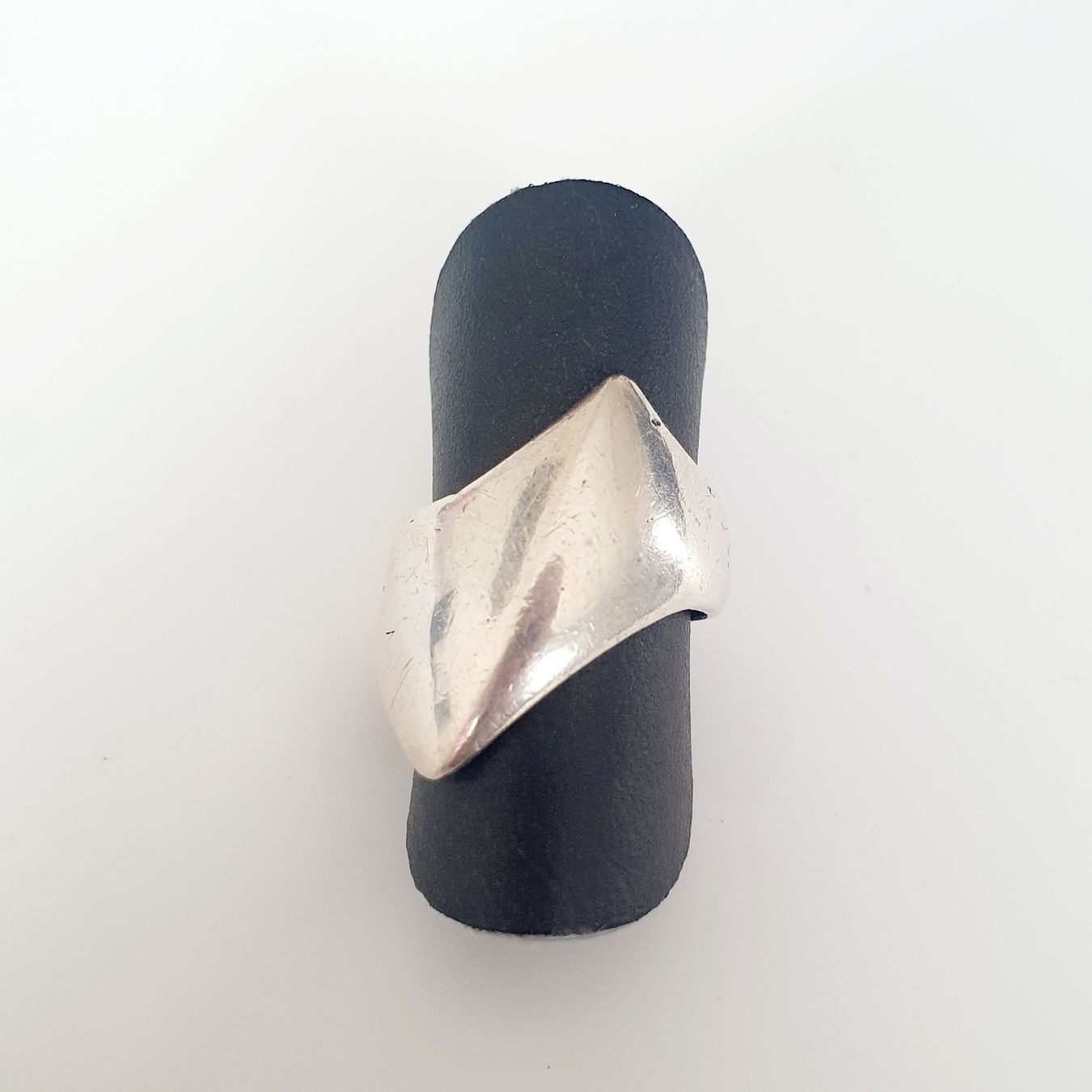 Anelli: Speziell geformte  Ring  aus Silber 925  15.6 mm  – Usato da Kreuzlingen venduto da Wunderkiste123
