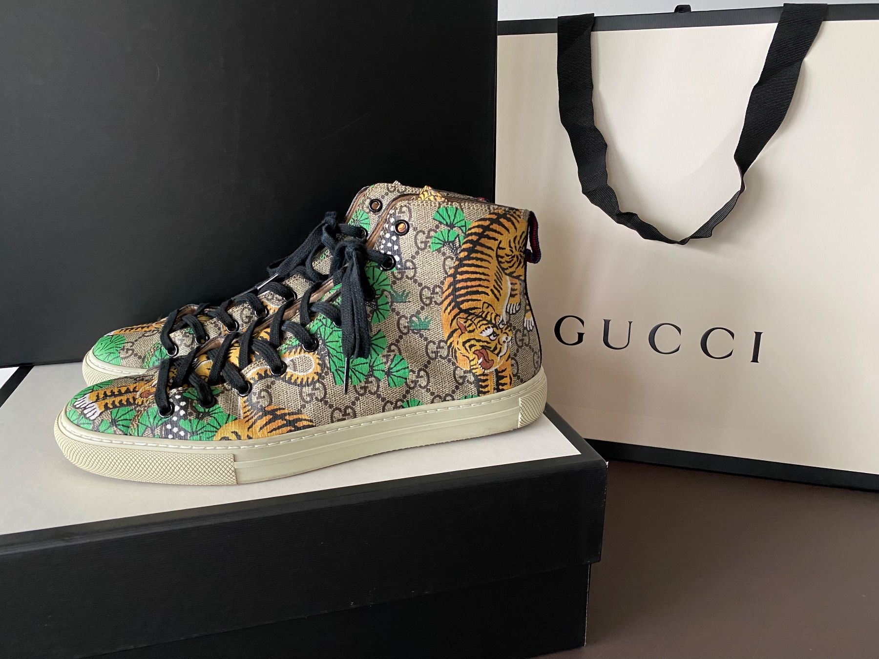 Gucci Scarpe da uomo: Unique Limited Gucci Men sneaker GG – Usato da Zürich venduto da pas_9czf 1