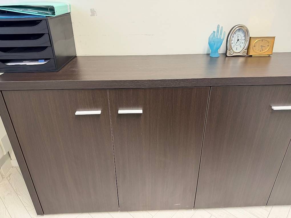 Tische: SET UFFICIO DIREZIONALE COMPLETO- PERFETTE CONDIZIONI. – Gebraucht aus Lugano von club.888 3