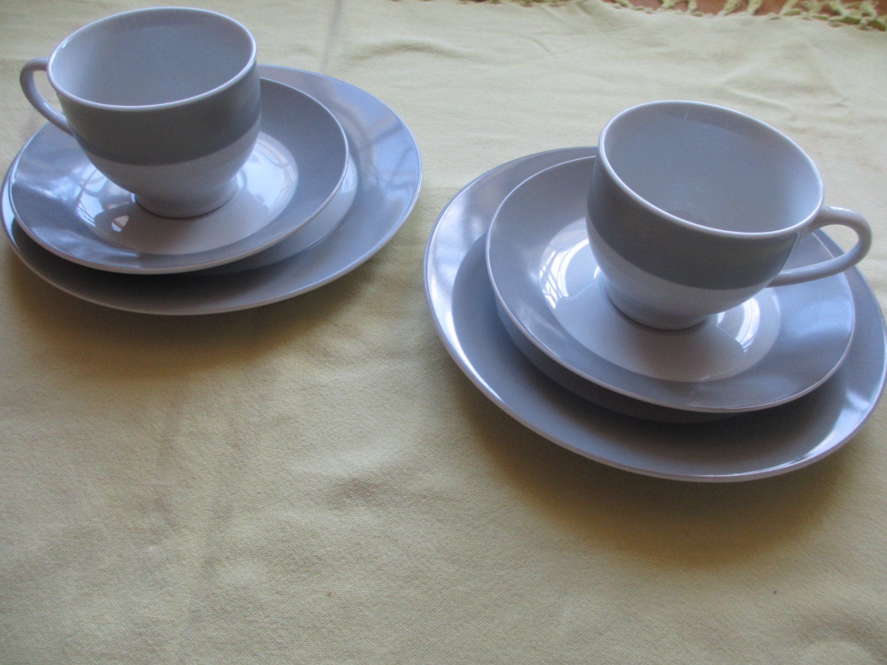 Geschirrsets: Geschirr Frühstück/ Dessert Set – Gebraucht aus Herisau von fan_h9qj 1