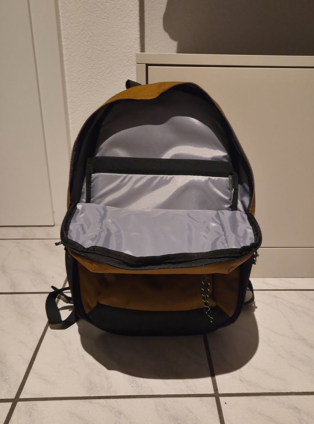 Eastpak Rucksäcke: Eastpak Floid Pro – Neu (gemäss Beschreibung) aus Untervaz von nje_5cy5 1