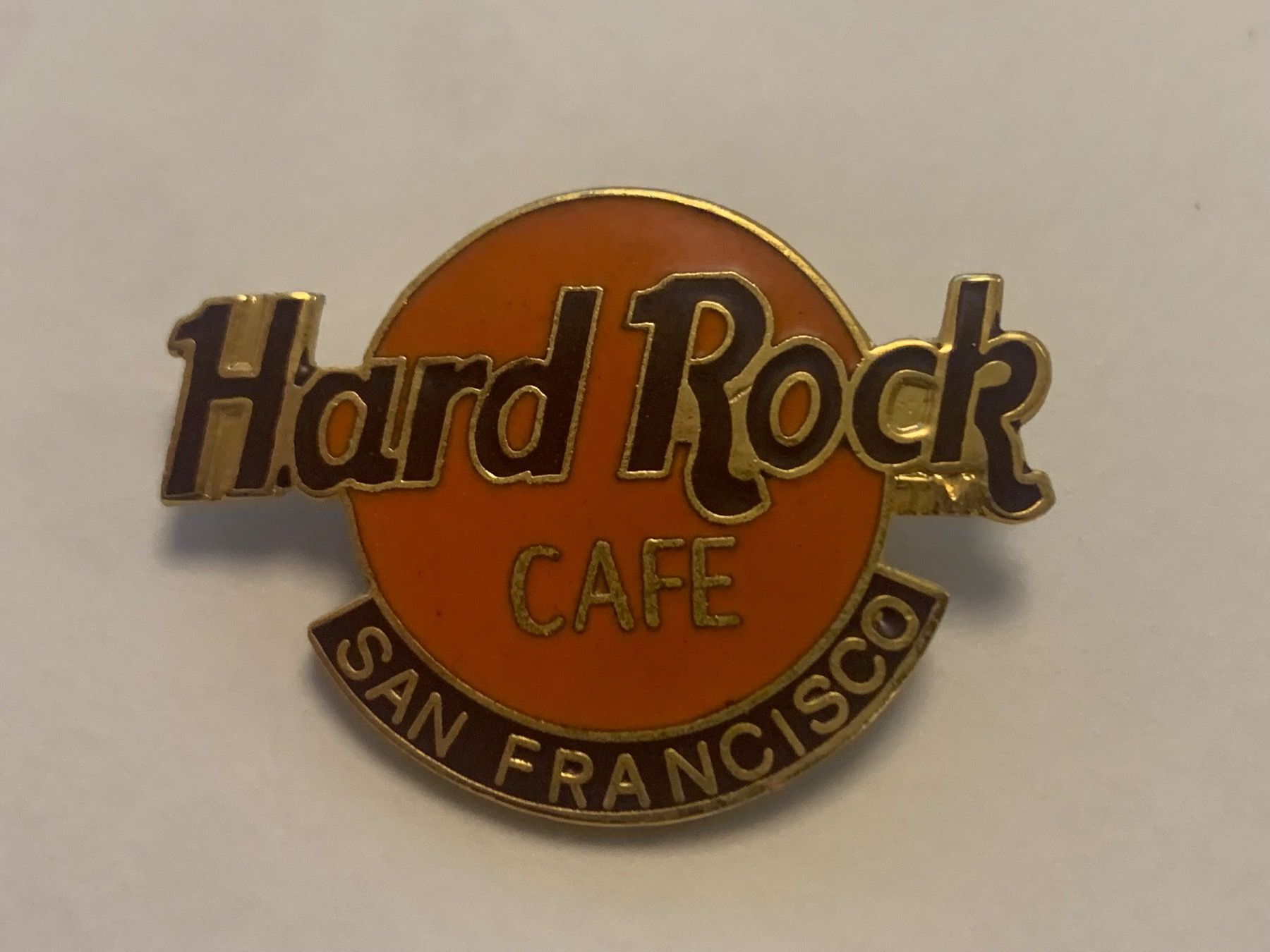 Hard Rock Cafe Plaketten & Abzeichen: Hard Rock Cafe San Francisco Anstecket – Gebraucht aus Basel von fasnachtsoutlet1965