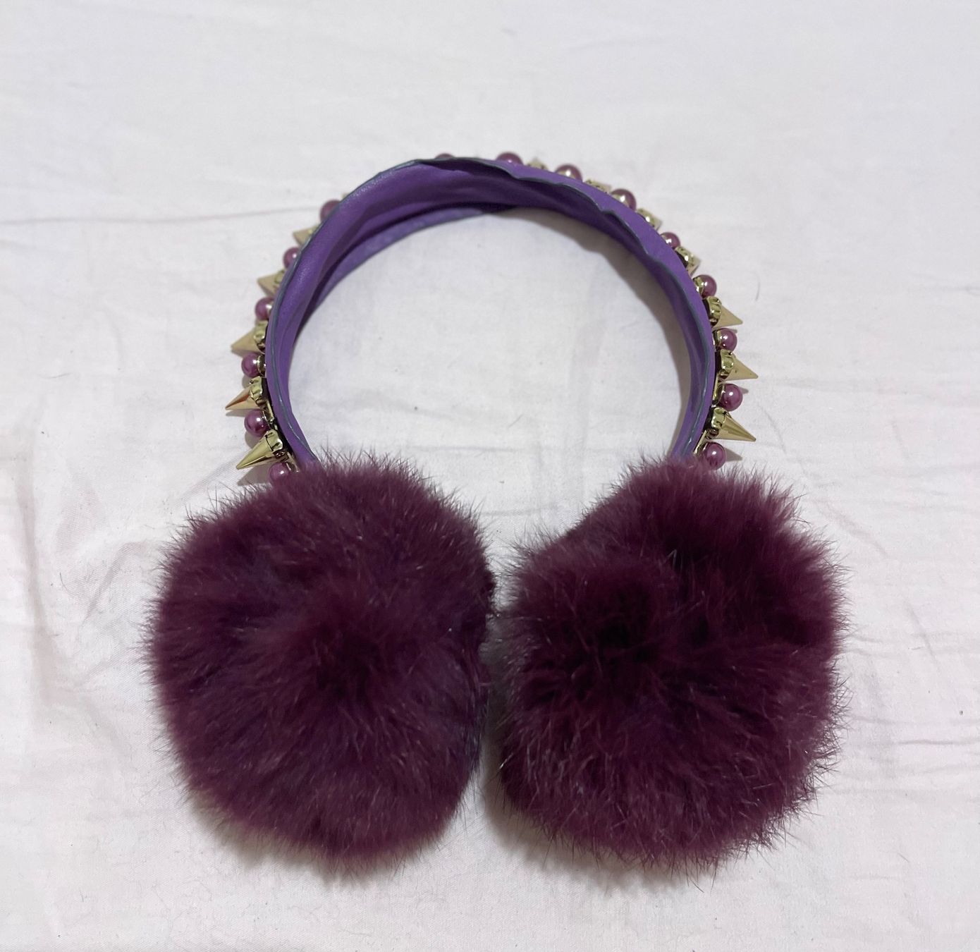 Copricapi, berretti & cappellini: Magnifiques cache-oreilles – Usato da Genève venduto da Annilu