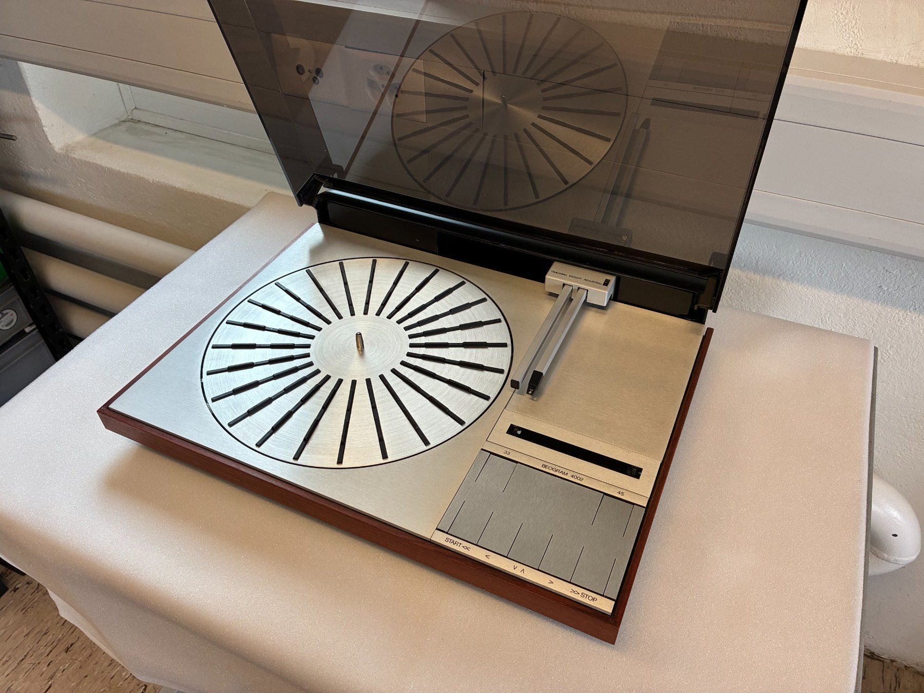 Bang & Olufsen Tourne-disques: Bang & Olufsen BeoGram 4002 - restauriert – D'occasion à Epalinges par Cchristiant 1