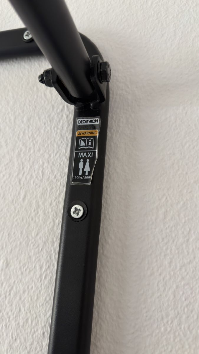 Decathlon Hometrainer: Wall Mounted Pull Up Bar - Home Gym Essential - Black – Usato da Zürich venduto da ele_v9bx 1