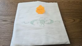 Lenzuolo bianco con ricamo verde 153x256 cm