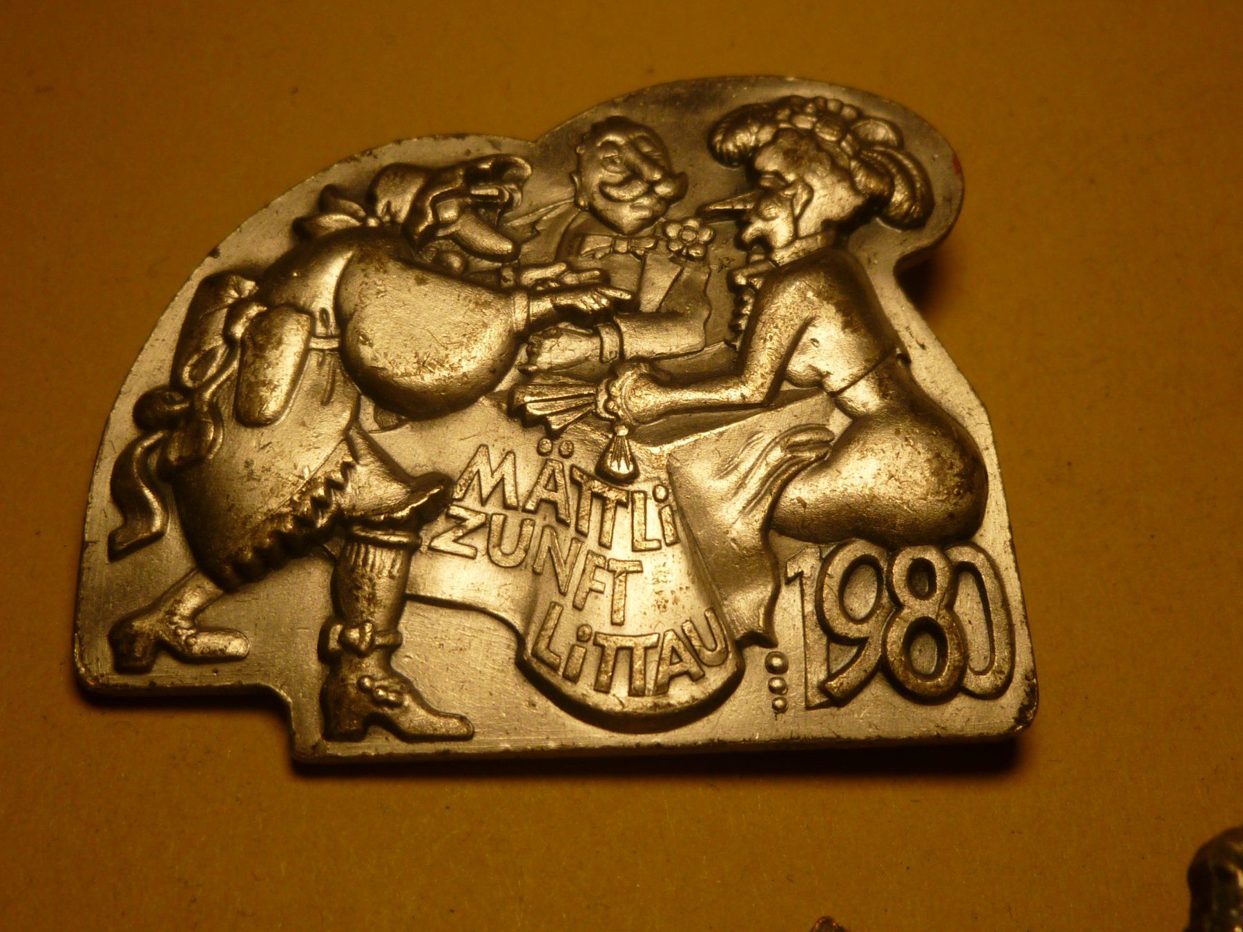 Placchette & Badge: LITTAU 1980 SILBER – Usato da Ried (Muotathal) venduto da Mandarin02