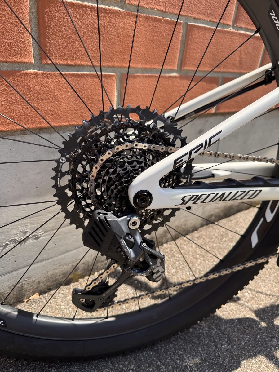 Specialized Biciclette: Specialized Epic Pro Gr. S – Usato da St. Gallen venduto da psc_rd7w 6