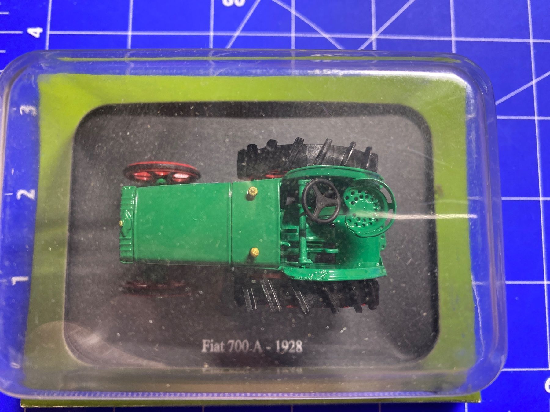 Kit di modellismo & Modellini statici: Fiat 700 A Traktor tracteur Modell – Usato da Prosito venduto da Danielehh 3