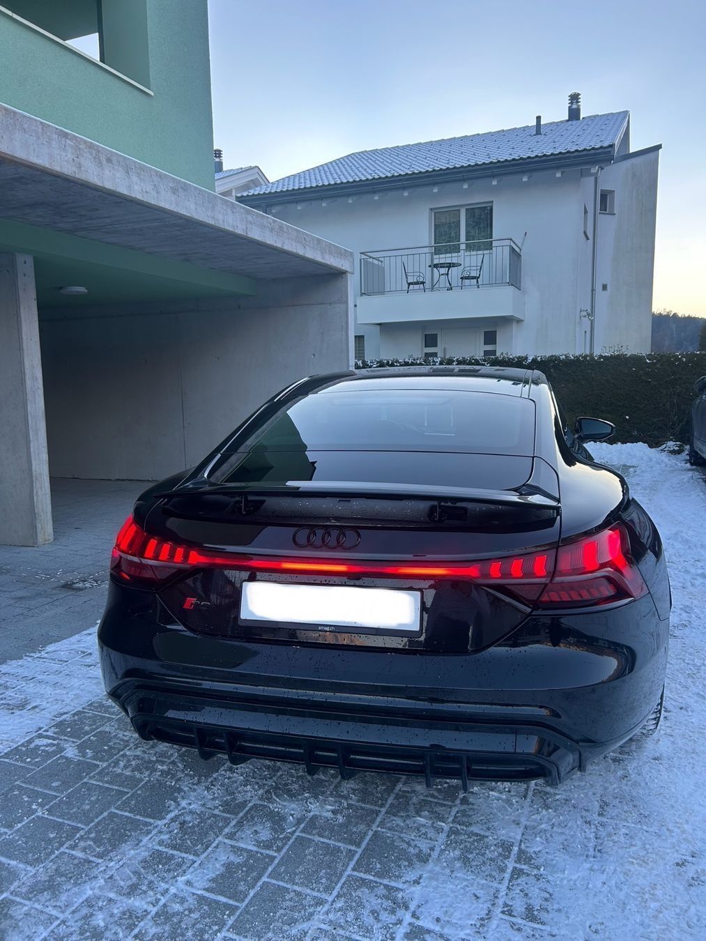 Audi Autos: Leasing mit Versicherung Audi E-Tron GT RS 0.6% Zins CHF 896 – Gebraucht aus Domat/Ems von WatchmeSa 1
