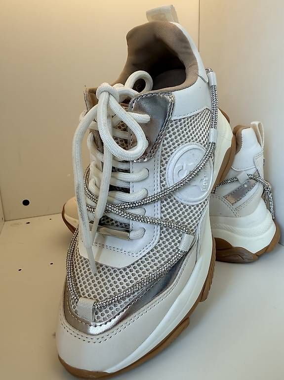 Steve Madden Scarpe da donna: Baskets Steve Madden "Motocross" - Crème & Or Rose 37 – Usato da Biel/Bienne venduto da secondstore 2