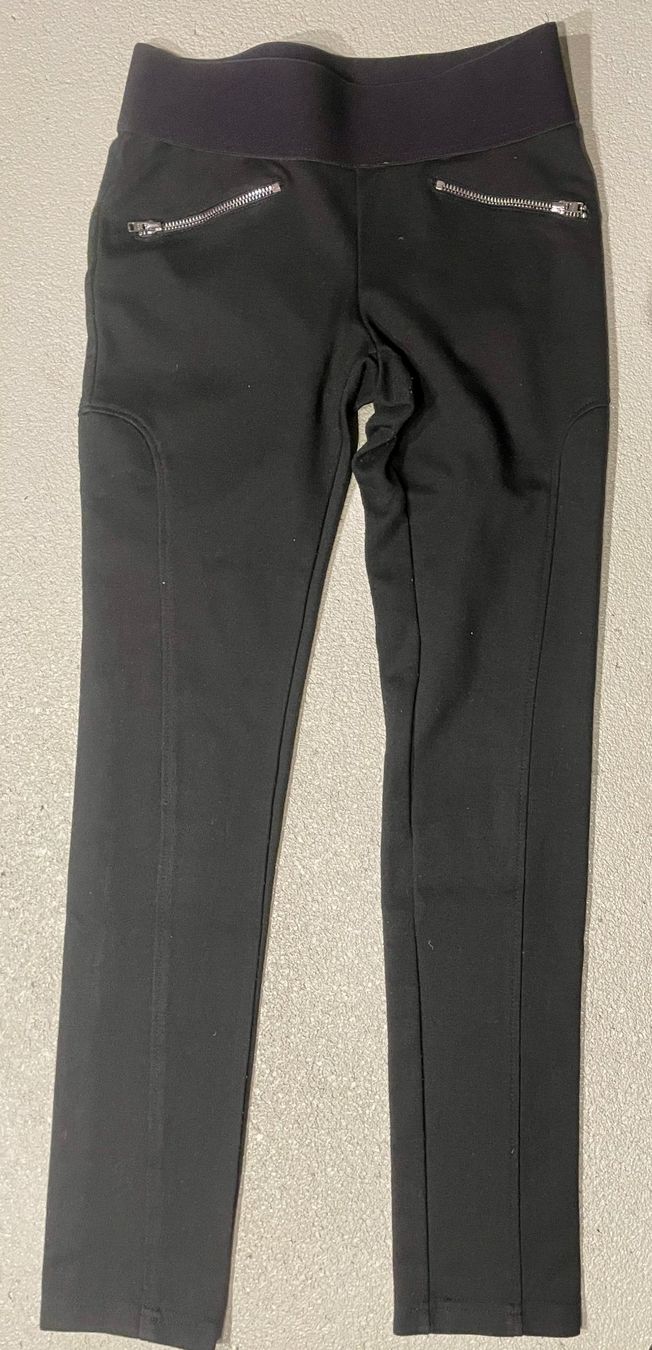 Lotti & Set di vestiti: schwarzes Hosenpaket Gr. 146 – Usato da Neuendorf venduto da Knopfi 1