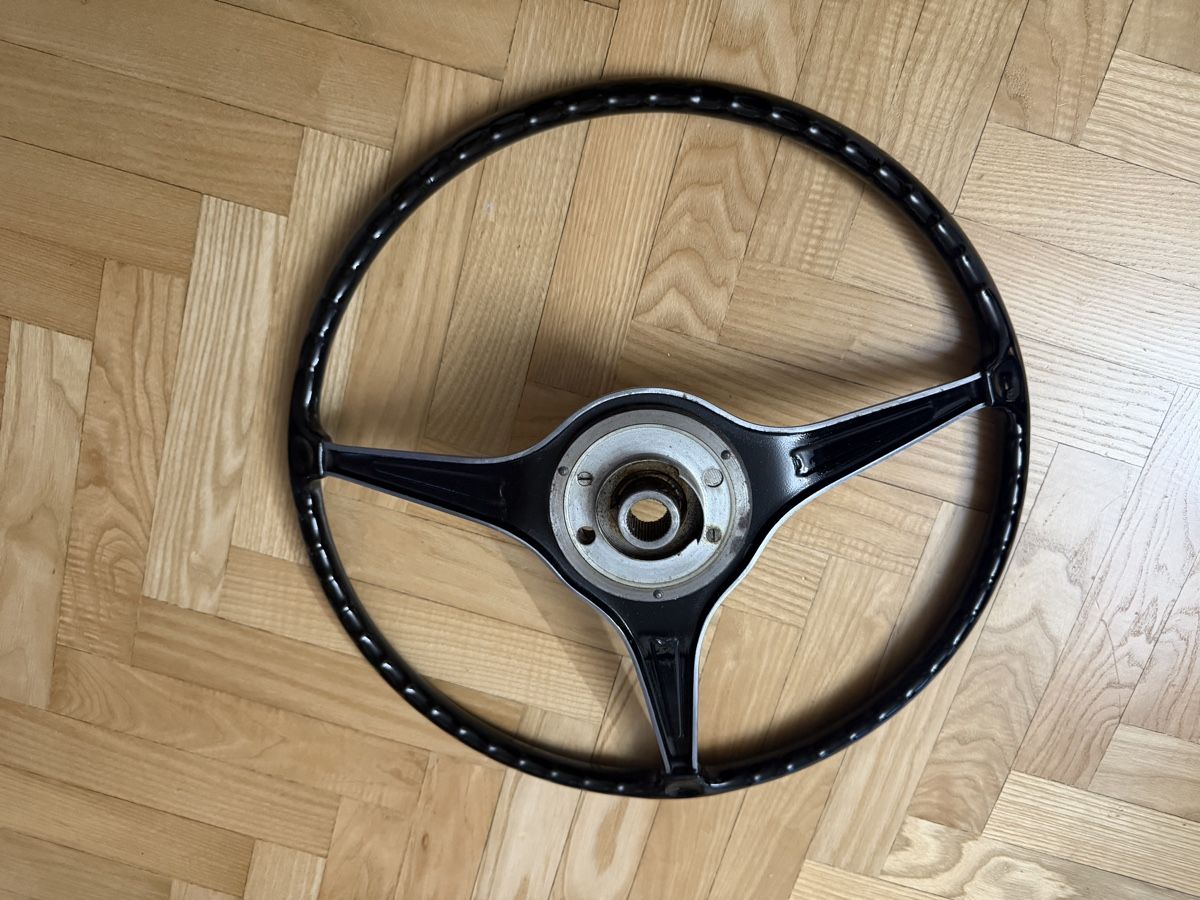 Porsche Tutti pezzi di ricambio auto: Porsche 356 c Lenkrad Original – Usato da Evilard venduto da Phipou 1