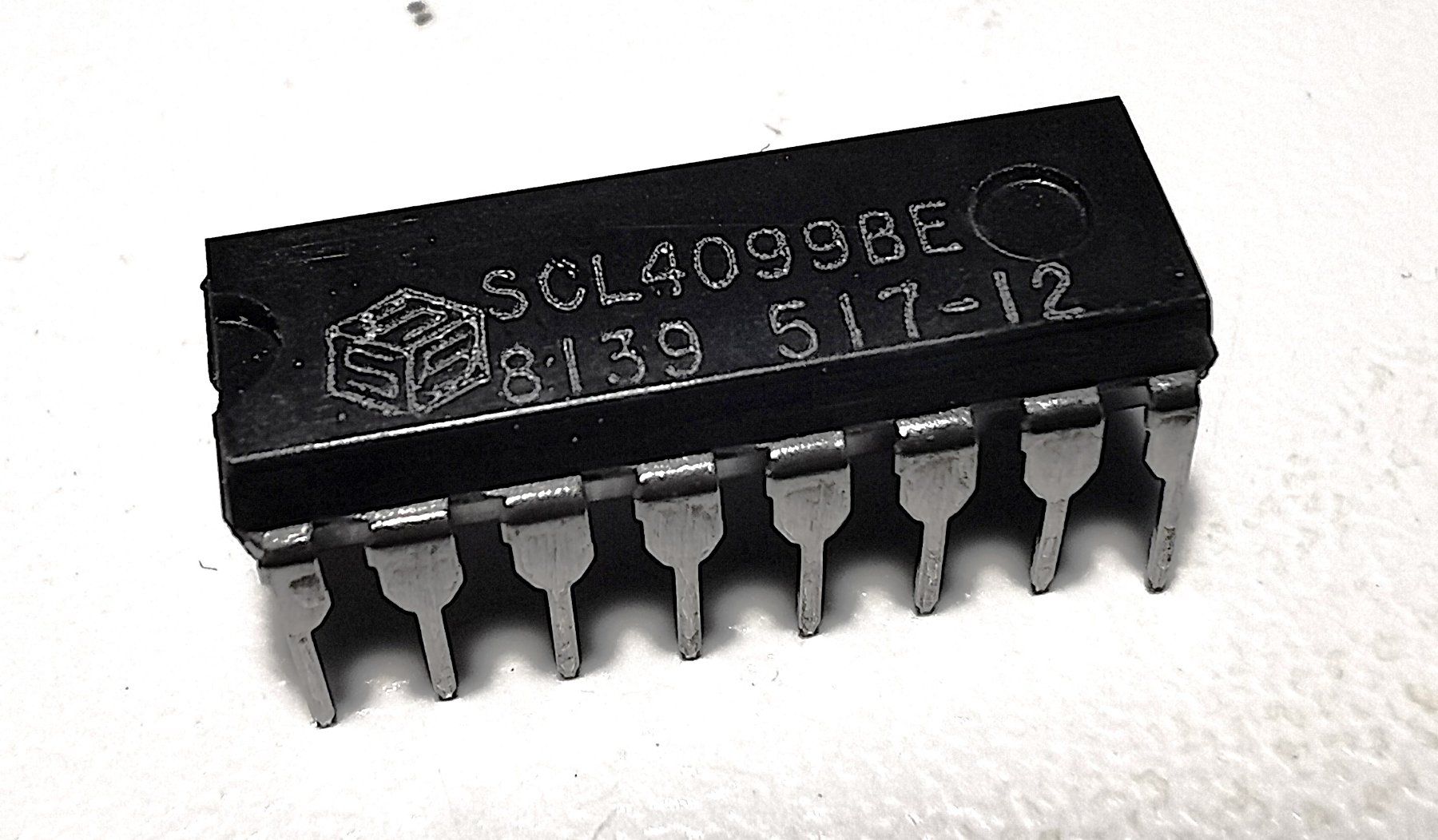 Elektronikbauteile: SCL4099BE 8-BIT ADDRESSABLE Latch – Gebraucht aus Oberwangen b. Bern von Vittorio0