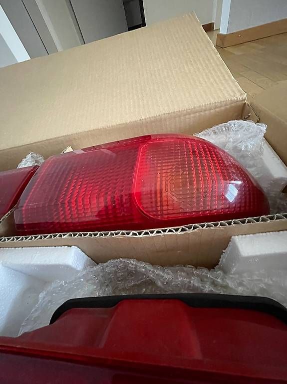 Alfa Romeo Alle Autoersatzteile: Satz Heckleuchte / Rückleuchte original Alfa Romeo 156 – Gebraucht aus Dübendorf von salento87 1